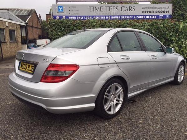 2009 MERCEDES-BENZ C CLASS C220 CDI Sport image 3