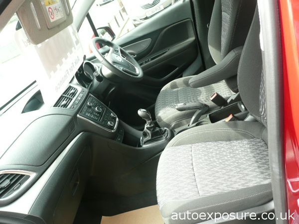 2014 VAUXHALL MOKKA 1.6i Exclusiv image 5