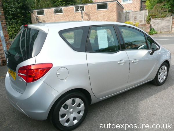 2015 VAUXHALL MERIVA 1.4T 16V Exclusiv image 3