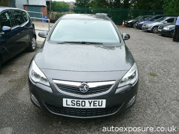 2010 VAUXHALL ASTRA 1.6i 16V image 2