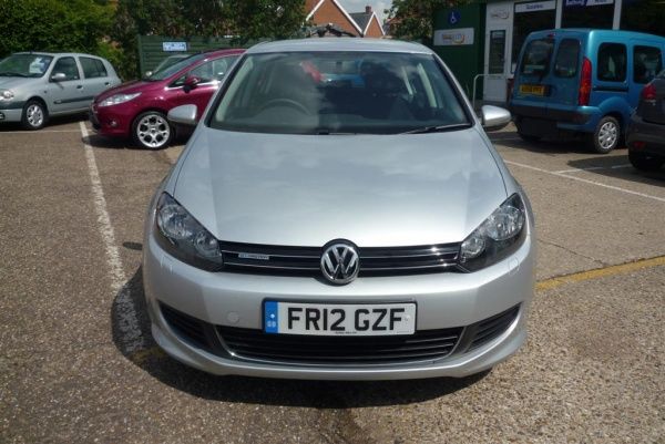 2012 Volkswagen Golf S TDi image 2