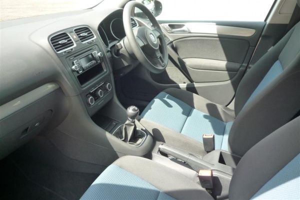 2012 Volkswagen Golf S TDi image 5