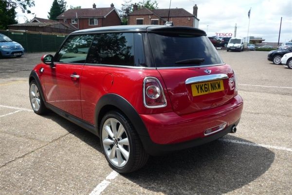 2011 Mini Cooper D image 3