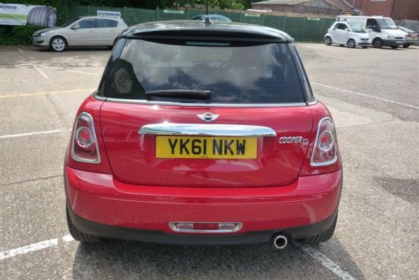 2011 Mini Cooper D image 4