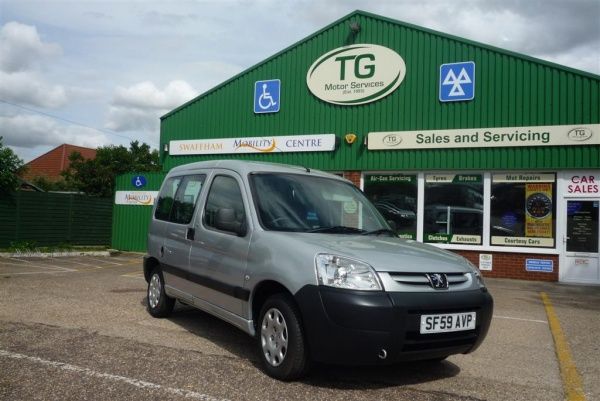 2009 Peugeot Partner Combi Horizon W.A.V image 1