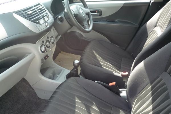 2010 Nissan Pixo N-Tec image 5