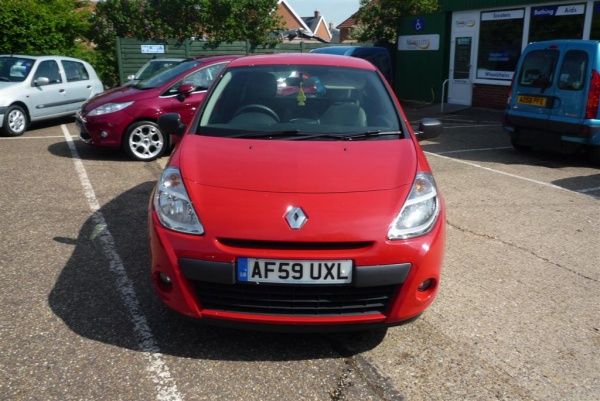 2009 Renault Clio Extreme image 2