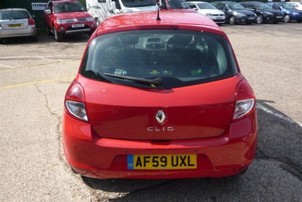 2009 Renault Clio Extreme image 3
