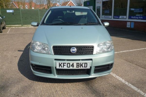 2004 Fiat Punto Sporting image 2