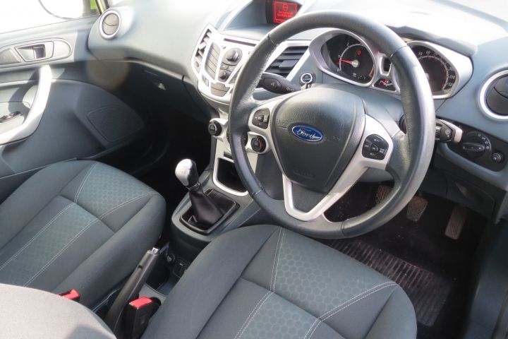 2008 Ford Fiesta image 6
