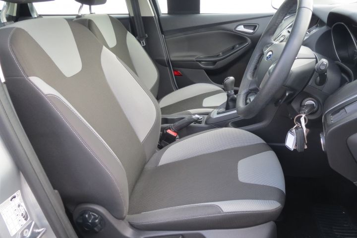 2012 Ford Focus image 7