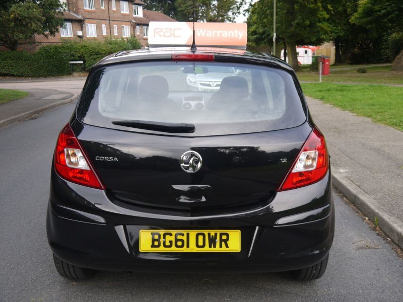 2011 Vauxhall Corsa 1.2 ecoFLEX image 2