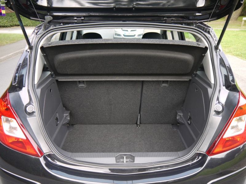 2011 Vauxhall Corsa 1.2 ecoFLEX image 7