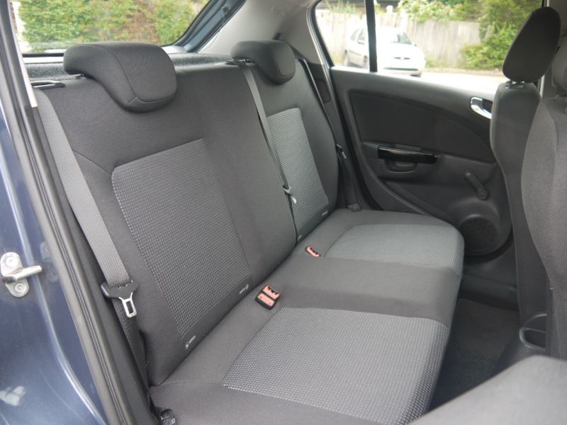 2010 Vauxhall Corsa 1.2i Energy image 6