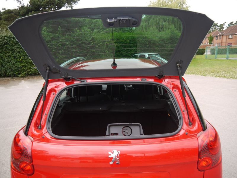 2008 Peugeot 207 SW 1.6HDI S image 8