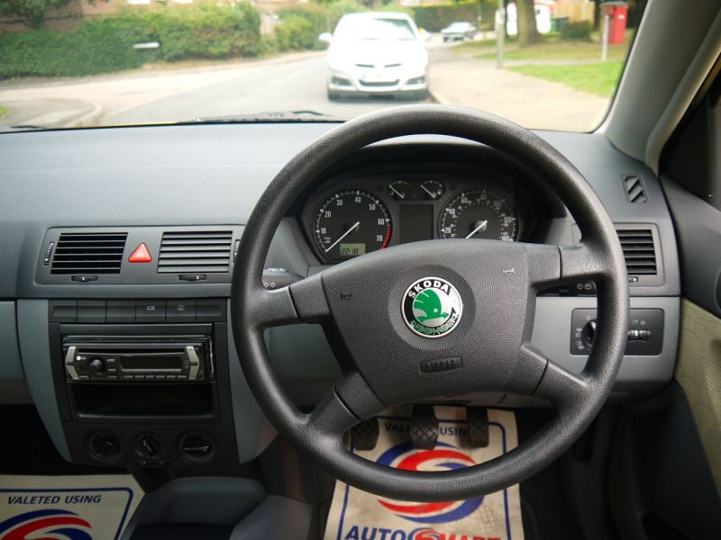 2001 Skoda Fabia 1.4 Comfort image 5