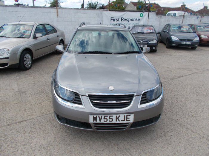 2006 Saab 9-5 1.9 TiD Vector image 2