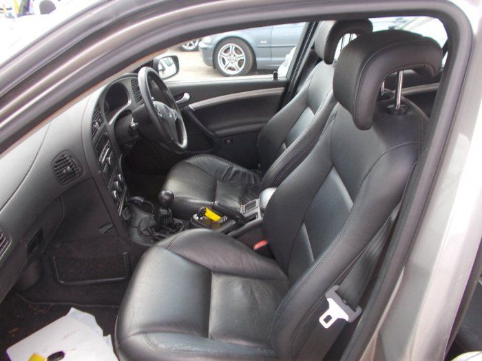 2006 Saab 9-5 1.9 TiD Vector image 6