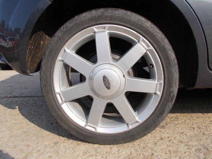 2007 Ford Fiesta 1.4 TD Zetec Climate image 8