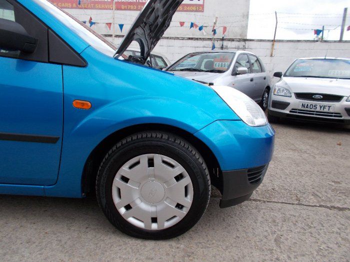 2004 Ford Fiesta 1.4 LX Durashift EST image 7
