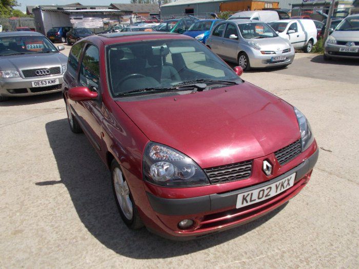 2002 Renault Clio 1.2 16V Dynamique image 1