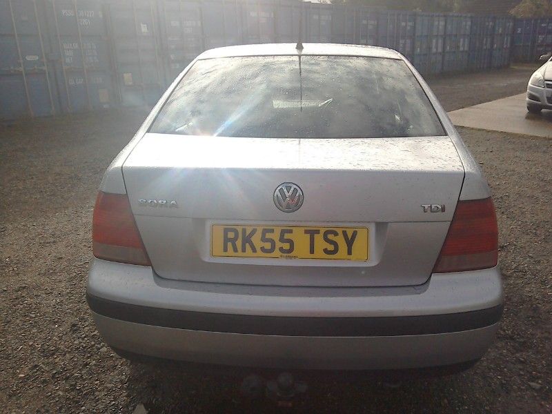 2005 Volkswagen Bora 1.9TDI PD image 3
