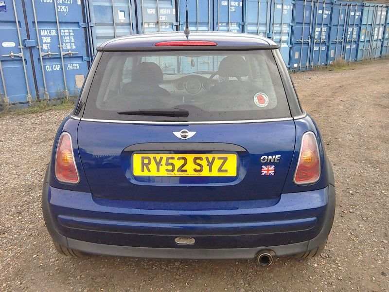 2003 MINI One 1.6 Hatchback image 3