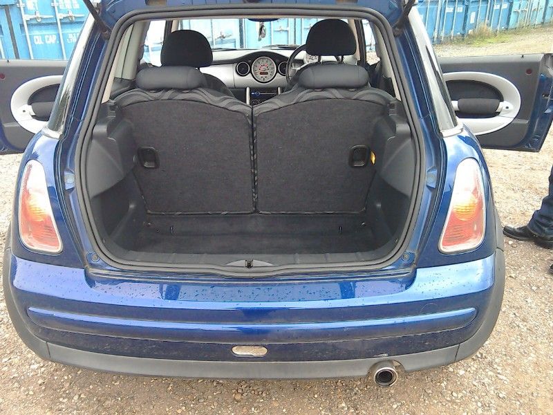 2003 MINI One 1.6 Hatchback image 4