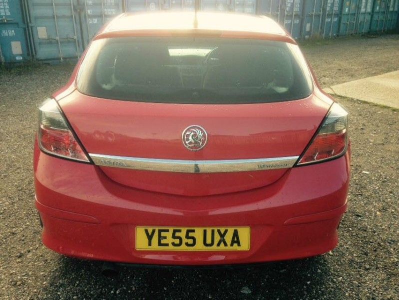 2005 Vauxhall Astra 1.6i 16v SXi Sport image 4