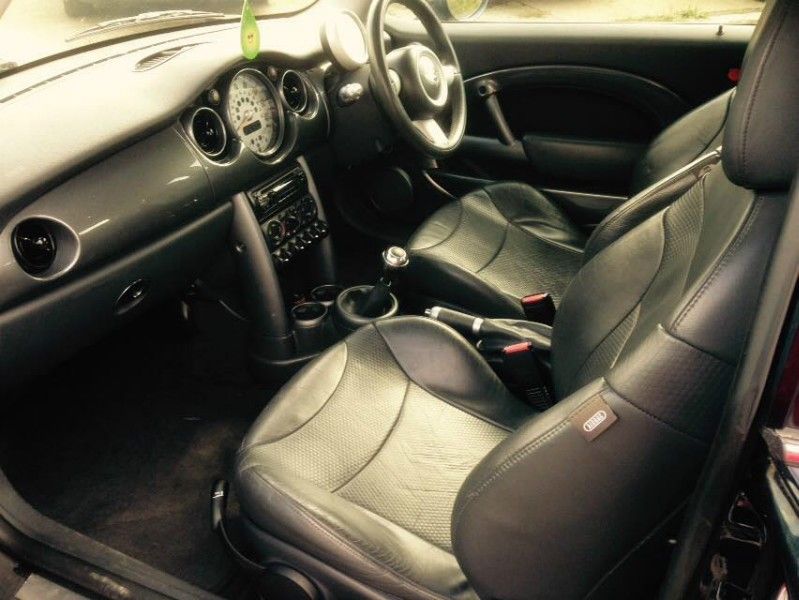 2004 MINI One 1.6 Cooper Hatchback image 5