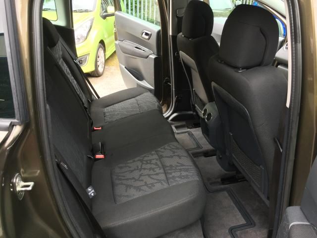 2011 PEUGEOT 3008 1.6 SPORT HDI image 6