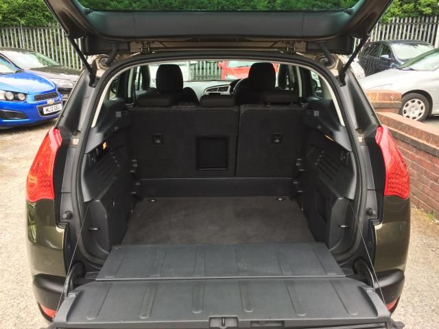 2011 PEUGEOT 3008 1.6 SPORT HDI image 7