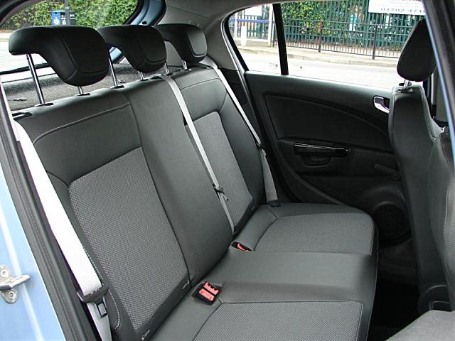 2008 Vauxhall Corsa 1.4 i 16v Design 5dr (a/c) image 6
