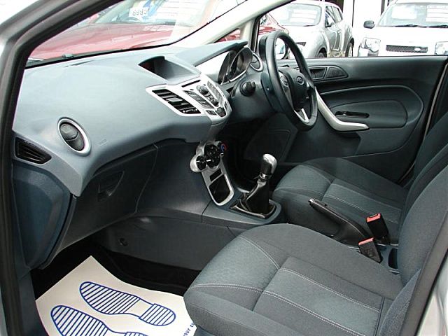 2008 Ford Fiesta 1.25 Zetec 5dr image 5