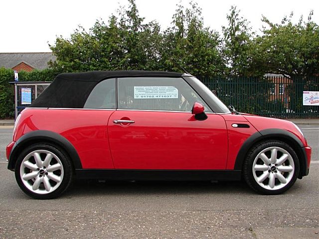 2005 MINI Convertible 1.6 Cooper image 4