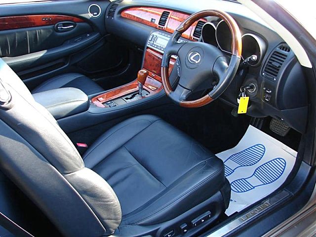 2002 Lexus SC 430 4.3 2dr image 7