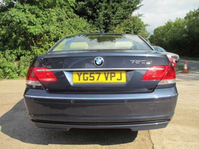 2007 BMW 7 Series 4.8 750Li 4dr Auto image 3