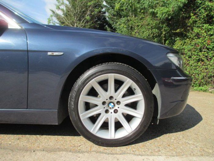 2007 BMW 7 Series 4.8 750Li 4dr Auto image 9