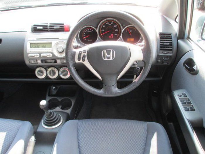 2005 Honda Jazz 1.4 i-DSi SE image 4