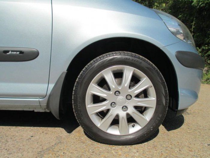 2005 Honda Jazz 1.4 i-DSi SE image 7