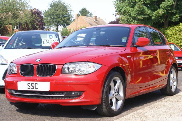 2010 BMW 1 Series 2.0 image 1