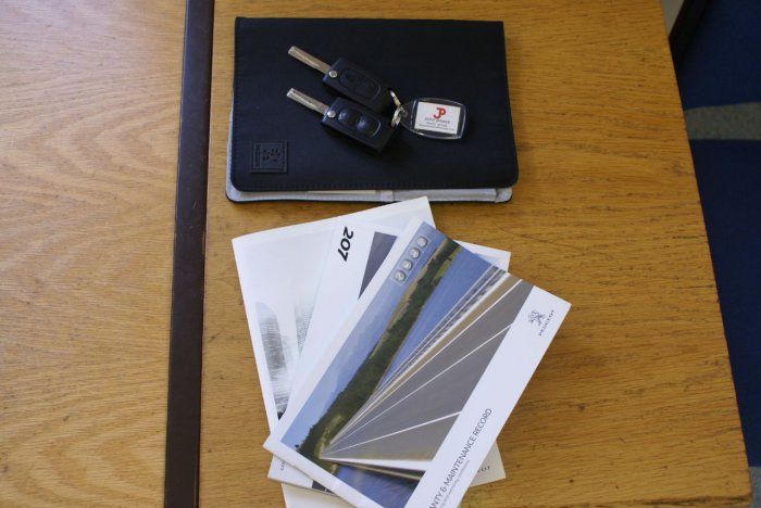 2010 Peugeot 207 1.6 HDi 90 Sport 5dr image 8