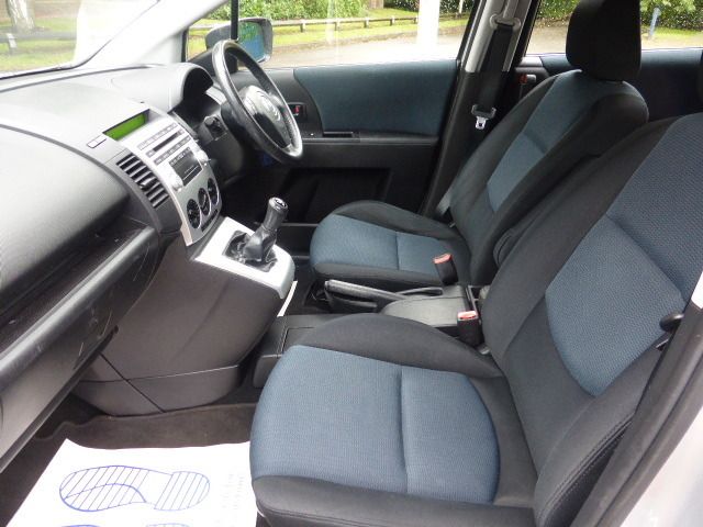 2007 Mazda 5 TS2 D 7STR image 6