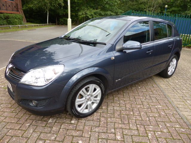2008 Vauxhall Astra Elite 16V E4 image 1