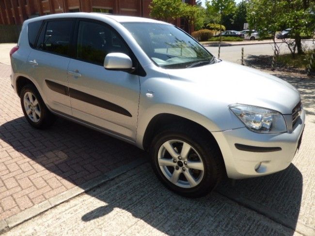 2008 Toyota RAV4 Xt-r D-4D image 2