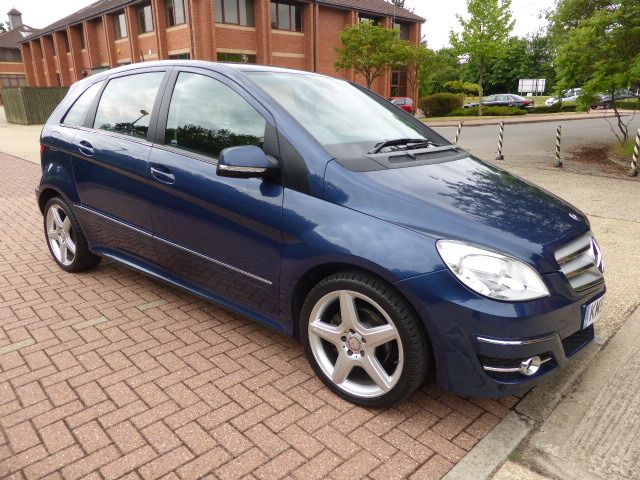 2009 Mercedes B Class B200 CDI Sport image 2
