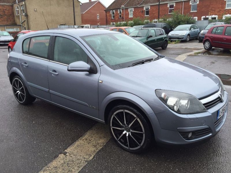 2004 Vauxhall Astra 1.6 petrol low milage and long mot image 4