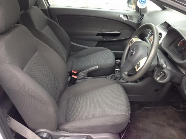 2010 VAUXHALL CORSA 1.3 ENERGY CDTI ECOFLEX image 5