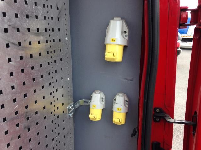 2010 FORD TRANSIT 2.2 T280 LIMITED image 10