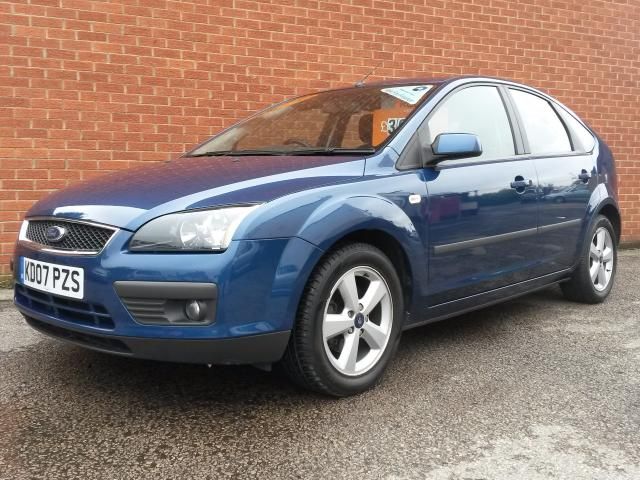 2007 FORD FOCUS 1.6 ZETEC CLIMATE 5d image 1